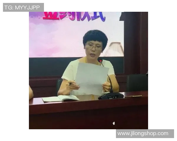 李伟专访回顾足球历程与成长之路的深度探索与反思